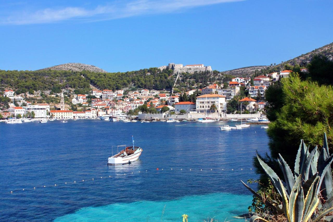 Apartments And Rooms With Parking Space Hvar - 15378 赫瓦尔 外观 照片