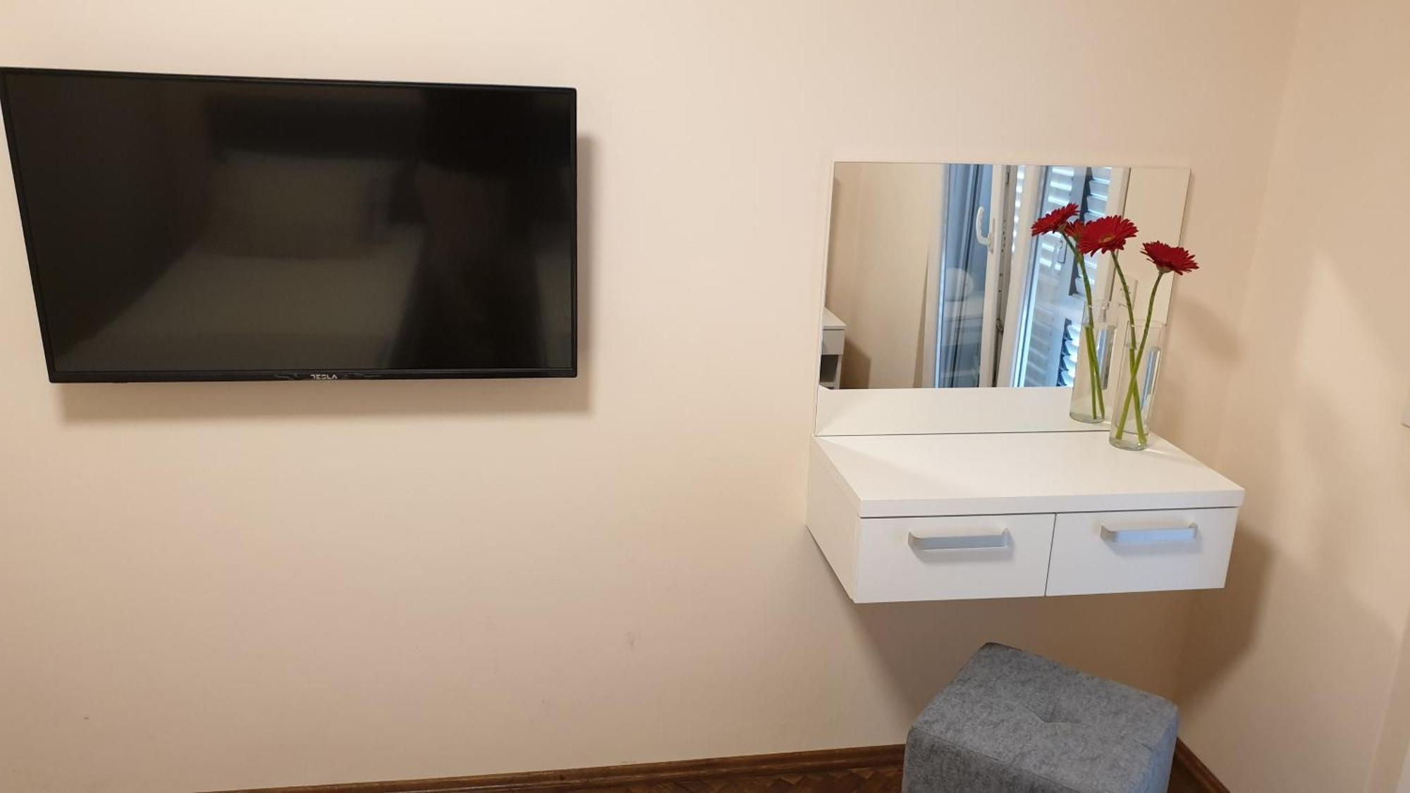 Apartments And Rooms With Parking Space Hvar - 15378 赫瓦尔 客房 照片